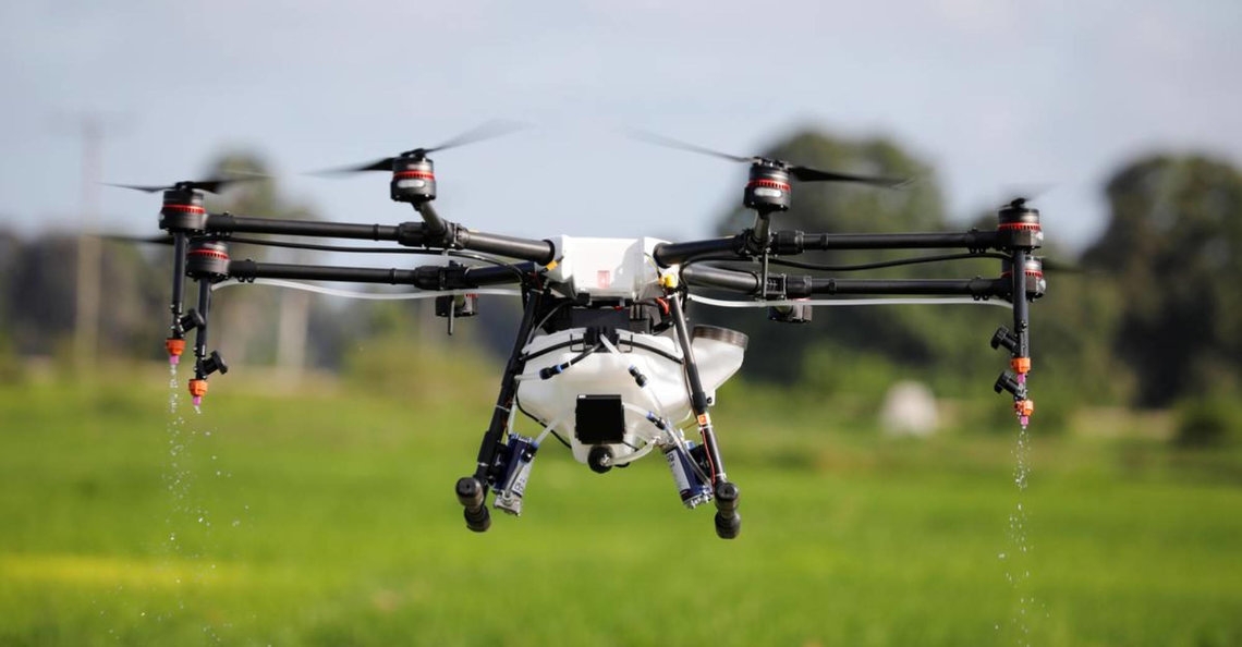 1595445112-muggen-plaag-drones-india-2020-1.jpg