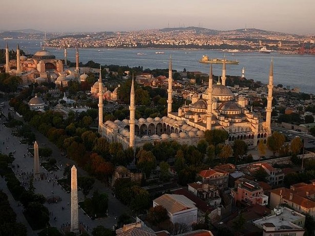 skyline-van-istanbul-drone-foto